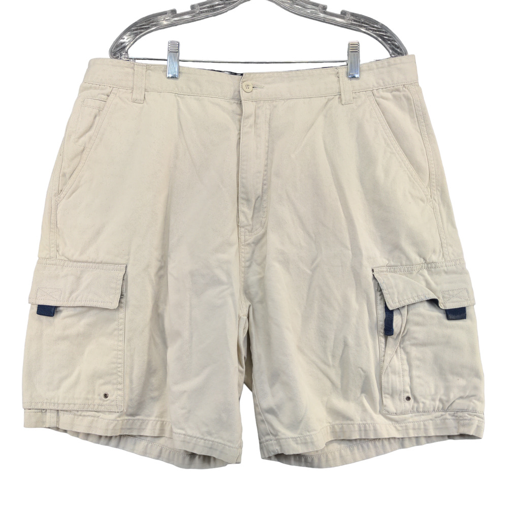 Coliseum Mens Cargo Shorts Cream Size 38 Pockets Cotton Belt Loops